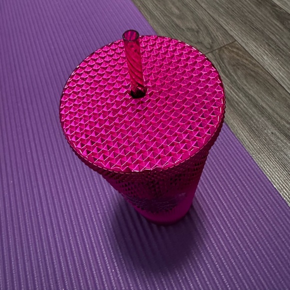 BNWT Starbucks Venti Studded Metallic Pink Tumbler - Picture 2 of 3